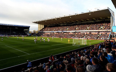 以与纽约尼 以与纽约尼